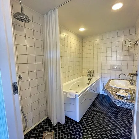 Schackenborg Slotskro Inn 3*