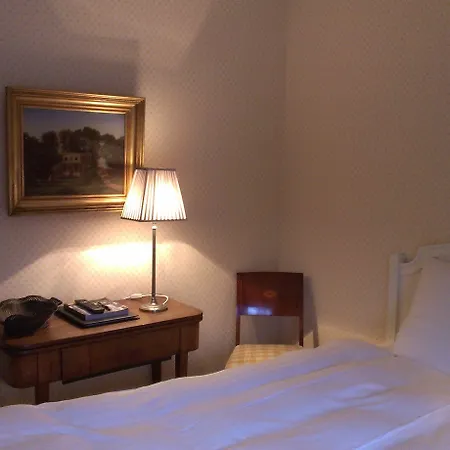 Schackenborg Slotskro 3*